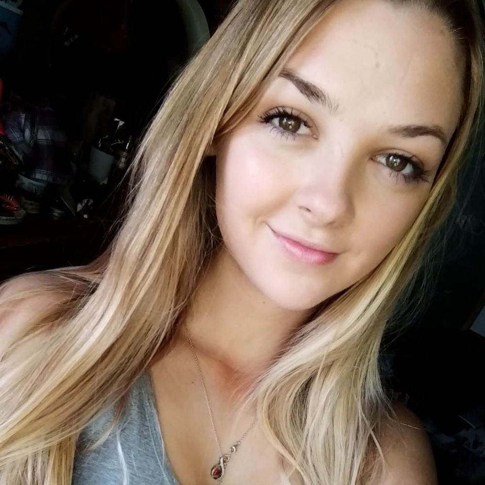 Meet your Posher, Krystal